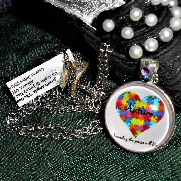 Autism Theme Puzzle Pieces Heart Pendant - Picture 4 of 7